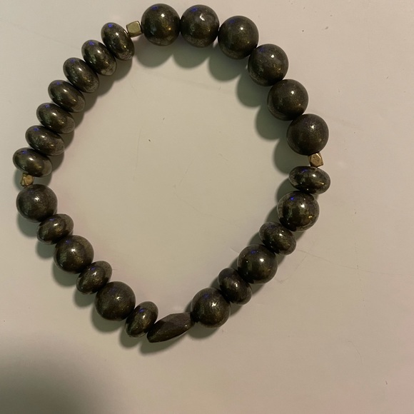 Hematite Stretch Bead Bracelet - Picture 2 of 4